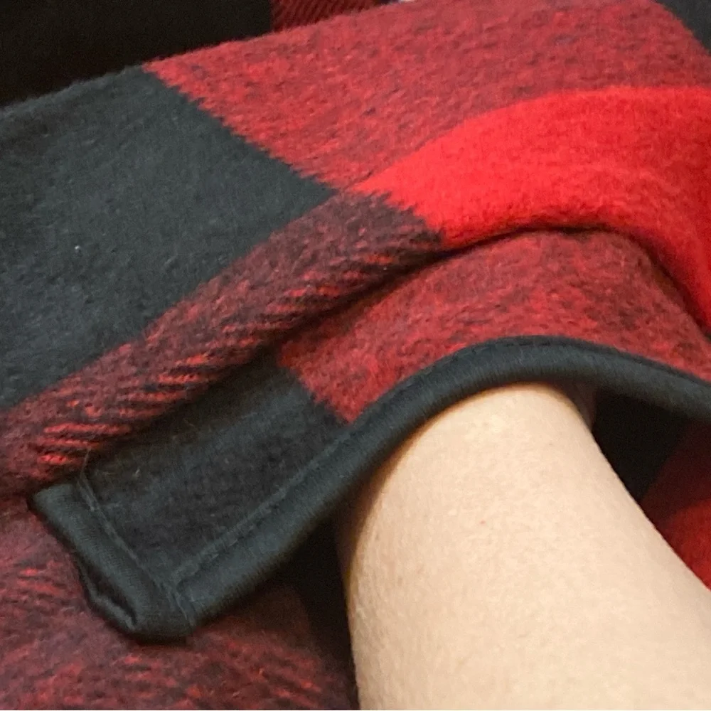 Cabin Core Cozy Red Black Buffalo Check Plaid Open Front Vest Winter Holiday - Picture 5 of 7